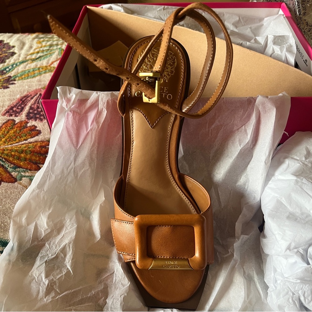 NIB - Vince Camuto Renia Heels